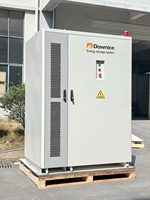 Armoire de stockage d'énergie hors réseau LiFePO4 industrielle et commerciale 100 kWh 200 kWh, système de batterie de secours rechargeable
