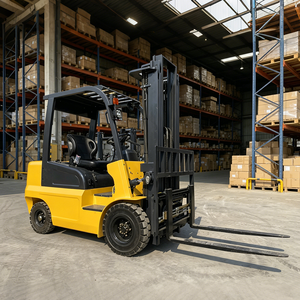 Chariot élévateur à bras télescopique de 2 tonnes avec fonction de chargement latéral - Product Image 1