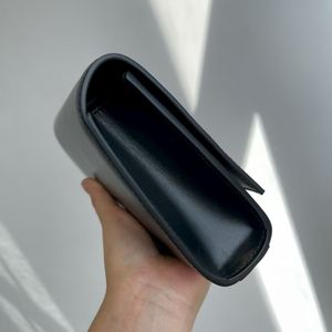 Fabrication de sacs à bandoulière pour femmes, portefeuilles et sacs à main personnalisés pour les articles de luxe et les logos féminins, sacs de shopping populaires pour femmes - Product Image 3