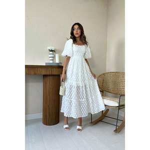 ชุดเดรสชีฟองสีขาวทรงเอ คอเหลี่ยม แขนทรงบอลลูน แต่งระบาย เอวเข้ารูป ระบายอากาศได้ดี เหมาะสำหรับงานกลางคืน - Product Image 5