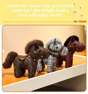 Porte-clés pendentif cheval en peluche doux de haute qualité, jouet en peluche cheval, mascotte de l'année du cheval, peluche de simulation en gros - Product Image 6