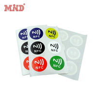 Muestras Gratis, Etiquetas NFC NTAG213 NTAG215 NTAG216 de 13.56mhz, 25mm 30mm, Etiqueta Inteligente, Rollo de Papel NFC, Etiqueta NFC Reescribible