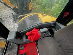 Excavadora Hidráulica Usada Komatsu SY55U de Buena Calidad, Modelo 2023, con Motor, Caja de Cambios, Bomba y Rodamientos en Venta - Product Image 6