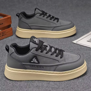 Nouvelles baskets pour hommes automne 2026, chaussures de skate respirantes, chaussures tendance pour étudiants, chaussures de sport polyvalentes à semelle épaisse, chaussures de marche décontractées - Product Image 2