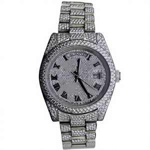 Montre de luxe en moissanite et acier inoxydable avec cadran rond et fermoir de bracelet, résistante à l'eau 10 bars - Product Image 1
