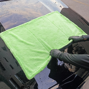 Serviette de lavage de voiture en microfibre 50cmx80cm, chiffon de nettoyage absorbant l'eau à double couche pour le detailing des véhicules - Product Image 2
