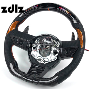 Volante in Fibra di Carbonio Personalizzato con Display LED RPM e Palette del Cambio per Camaro SS ZL1 2016-2020 - Product Image 3