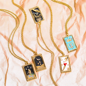 Collar de oro auténtico galvanizado para mujer, diseño retro de <span class=keywords><strong>TAROT</strong></span> con goteo de diamantes, de marca - Product Image 3