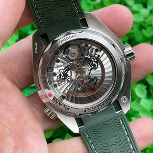 Relojes de Lujo para Hombre, Relojes Automáticos con Movimiento 8900, Caja de Acero, Resistentes al Agua hasta 300 m, Precio de Fábrica al por Mayor - Product Image 2