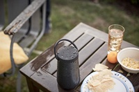 SoundLink Haut-parleur portable de qualité supérieure pour bouteille d'eau, son surround 360°, grille métallique, poignée intégrée, IPX4