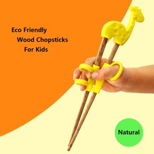 <span class=keywords><strong>Palillos</strong></span> de Madera para Niños Marvel, <span class=keywords><strong>Palillos</strong></span> de Entrenamiento de Madera Natural Reutilizables para Bebés Principiantes con Ayudantes de Silicona - Product Image 6
