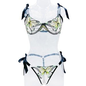 Ensemble <span class=keywords><strong>de</strong></span> Lingerie Femme Sexy en Satin et Dentelle Florale, Soutien-Gorge Push-up et Culotte Transparente - Product Image 5
