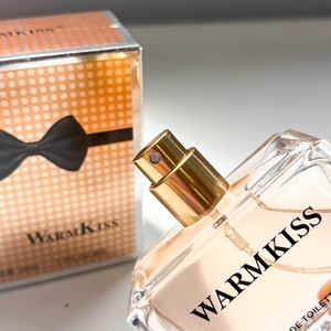 น้ำหอมผู้หญิง EDT ขนาด 50 มล. ขายส่ง กลิ่นหอมติดทนนาน กลิ่นพิงค์มีส ฟลอรัล เฟรช  มีสินค้าในสต็อก - Product Image 5