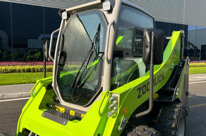 Chargeuse compacte à direction pivotante ZS085V de la marque Zoomlion, efficace et performante, avec une benne de 0,4 m3 - Product Image 6