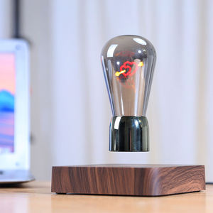 Lampe de table à ampoule flottante en forme de cœur, à brancher, pour salon - Product Image 4