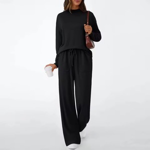 Ensemble décontracté en maille noire 2 pièces pour femme, col rond, manches longues, coupe ample, couleur unie, toutes saisons - Product Image 3
