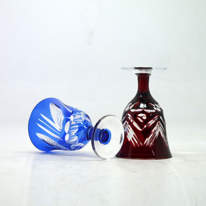 Vasos de chupito de <span class=keywords><strong>tequilla</strong></span> de tallo corto de estilo japonés Edo Kiriko de color azul rubí rojo - Product Image 4