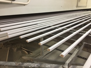 <span class=keywords><strong>Moulure</strong></span> de chaussure demi-courbe moderne en LVL à prix de gros pour villa, durable, écologique, en pin et MDF - Product Image 2