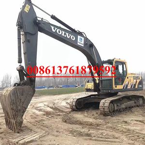 Excavatrice sur chenilles Volvo EC240 2014 utilisée par 24ton avec la puissance du seau 117.7kW de 1.1mÂ ³ au Mozambique - Product Image 5