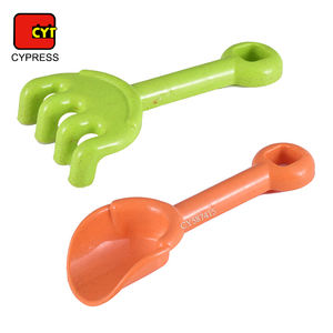 Nouvelle arrivée paille <span class=keywords><strong>de</strong></span> blé été plage <span class=keywords><strong>sable</strong></span> <span class=keywords><strong>eau</strong></span> jouets roue libre dessin animé camion avec ensembles <span class=keywords><strong>d</strong></span>'outils Sports <span class=keywords><strong>de</strong></span> plein air jeu pour les enfants - Product Image 3