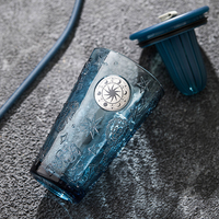 Tasse élégante de paille en verre bleu profond pour boissons rafraîchissantes Premium Drinkware