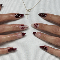 Ensemble d'ongles artificiels en gros de haute qualité, ligne d'or 3D française, acrylique, amande, ongles avec colle de fournisseur d'ongles fiable