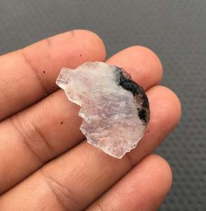 Pierre de lune naturelle blanche et noire arc-en-ciel, spécimen brut Flashy pour décoration de mariage, pierre précieuse non traitée au feu bleu - Product Image 3