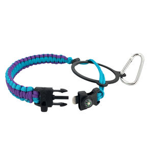 Poignée de bouteille d'<span class=keywords><strong>eau</strong></span> de sport d'extérieur en paracorde noir faite à la main, avec boussole, allume-feu et boucle personnalisable – Vente chaude - Product Image 5