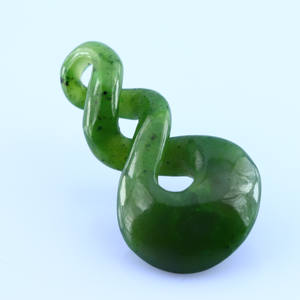 Liontin kalung ukir kait ikan Nephrite permata ethurkanada - Product Image 1