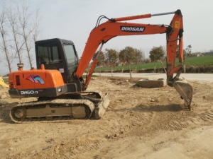 Doosan รถขุดมือสอง Dx60-9c มินิ6T จากเกาหลีรถขุดมือสองสำหรับขายในชั่วโมงทำงานต่ำ6T Dx60 - Product Image 2