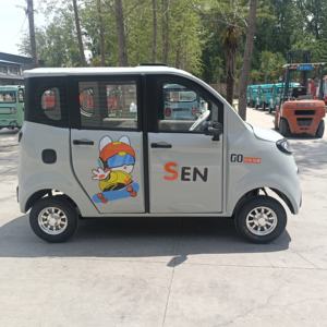 Tramway populaire ZheXing 4 places 4 portes à énergie nouvelle <span class=keywords><strong>sans</strong></span> <span class=keywords><strong>permis</strong></span> de conduire, nouveau tramway adapté aux personnes âgées avec une autonomie de 301 à 400 km - Product Image 2