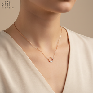 ซัพพลายเออร์ฮ่องกง ดีไซน์ทันสมัย สร้อยคอจี้รูปพระจันทร์ทองคำแท้ 18K ประดับเพชรแท้ธรรมชาติ สำหรับผู้หญิง ใส่ไปงานปาร์ตี้ - Product Image 1