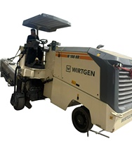 Fraiseuse à asphalte d'occasion Wietgen W100HR de 14 tonnes, efficace et performante, pour travaux de fraisage à froid