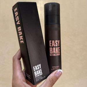 ספריי קיבוע איפור HU Easy Lock עמיד במים, שליטה בברק, גימור טבעי, פריימר לאיפור פנים, אפקט עמיד לאורך זמן, מתאים לכל סוגי העור, 100 מיליליטר - Product Image 1