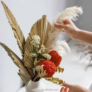 Wholesale Dried Flowers Natural Palm Leaves Decorations Dried Flowers Decoration Pampas Home Decor