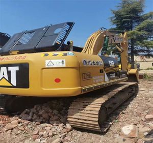 รถขุดตีนตะขาบไฮดรอลิกขนาดกลาง Cat 320D ปี 2014 มือสอง น้ำหนัก 20 ตัน พร้อมชุดเกียร์หลัก สภาพใช้งานได้ - Product Image 5