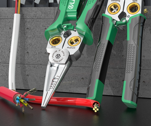 Alicates Multifunción 7 en 1 para Electricista, <span class=keywords><strong>de</strong></span> Acero Inoxidable, con Función <span class=keywords><strong>de</strong></span> Prueba <span class=keywords><strong>de</strong></span> Voltaje y Cortador <span class=keywords><strong>de</strong></span> Cables - Product Image 3