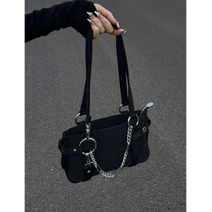 2025 nicho nuevo bolso de un solo hombro, dulce y fresco, motocicleta de cadena de chica picante, axila, mano cruzada de gama alta para mujeres - Product Image 6