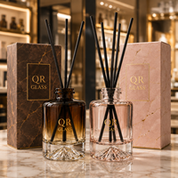 Bouteille diffuseur à roseaux en verre ambré écologique de 150 ml avec couvercle en bois, flacon vide rond pour huiles essentielles et parfums d'ambiance