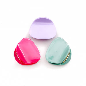 Barrettes à cheveux rondes en acétate de style européen et américain, accessoires capillaires classiques pour femmes, personnalisables et en gros - Product Image 6