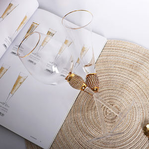 Base <span class=keywords><strong>de</strong></span> boule <span class=keywords><strong>de</strong></span> diamant <span class=keywords><strong>de</strong></span> luxe fait à la main incrustation <span class=keywords><strong>de</strong></span> <span class=keywords><strong>cristal</strong></span> <span class=keywords><strong>de</strong></span> diamant verre à vin rouge flûtes à champagne verre à cocktail tasse en verre <span class=keywords><strong>de</strong></span> crème glacée - Product Image 5