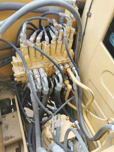 รถขุดตีนตะขาบ Caterpillar 307 มือสองอเนกประสงค์ น้ำหนักใช้งาน 7 ตัน เครื่องยนต์ 36500 วัตต์ ความจุบุ้งกี๋ 0.33 ลูกบาศก์เมตร หลายรุ่น Hengli - Product Image 5