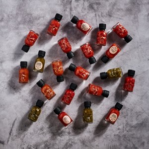 Salsa Picante Skull Inferno Flight 21, Sabores Únicos de Chile y Piña, Aumenta el Picor, Set de Regalo a Granel - Product Image 4