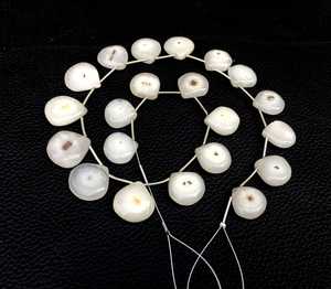 Natural White Solar Quartz Gemstone 21 Pieces Smooth <b>Heart</b> Shape Briolette Beads 2022 Popular for Jewelry Making - Product Image 3