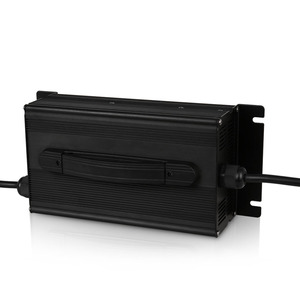 <span class=keywords><strong>Chargeur</strong></span> de batterie au lithium 12v 24v 36v 48v 40A160AH 200AH 240AH Compatible avec l'<span class=keywords><strong>aspirateur</strong></span> électrique avec port DC Protection OTP - Product Image 2