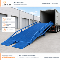 Rampe de chargement mobile pliable en deux sections pour chariot élévateur et conteneurs