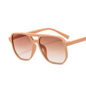Popolare Logo personalizzato doppio ponte quadrato telaio in plastica aviazione guida <span class=keywords><strong>occhiali</strong></span> <span class=keywords><strong>da</strong></span> <span class=keywords><strong>sole</strong></span> moda donna uomo tendenza <span class=keywords><strong>occhiali</strong></span> <span class=keywords><strong>da</strong></span> <span class=keywords><strong>sole</strong></span> 2025 - Product Image 5