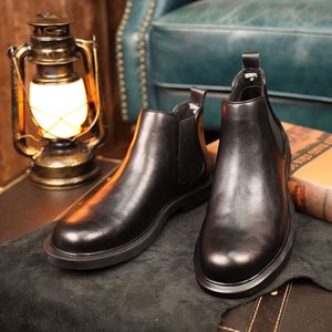 2026 Men's Genuine Leather Anti-Slip Black Cowhide Boots Mid-Top Soft Sole Short Boots Thick Sole - Product Image 1