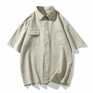 เสื้อเชิ้ตแขนสั้นมีกระเป๋าสไตล์ย้อนยุคสีพื้นสำหรับผู้ชายใส่ฤดูใบไม้ผลิและฤดูร้อนโลโก้ออกแบบได้ตามต้องการ - Product Image 1