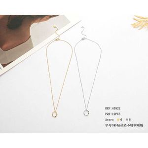 Collana in Acciaio Inossidabile con Ciondolo a Forma di Lettera O e Diamante, 6mm - Product Image 1